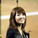 [일간스포츠]KS 4차전에서 애국가 열창 임정희 이미지