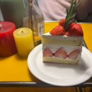 [서울/회기] 케이크 맛집, 회기역 감성카페 디스위크커피 후기