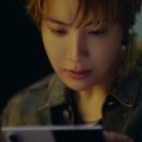 See how j-hope unfolds with Galaxy Z Fold8 이미지