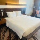 [3박 5일 세부 여행] Day2~3: 래디슨 블루 세부, 시큐리티 뱅크 환전, sm몰, 졸리비