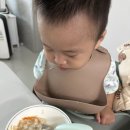 돌아기 13개월 아기 이유식 필수템🤎 데니쉬 스튜디오 실리콘 턱받이 솔직후기