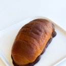 안성대로 | 모카소금빵이 맛있는 안성 대형 카페 즈음 솔직 후기 / 주차정보