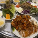 먹보족발 이미지