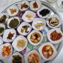 만 원에 20가지 반찬?..간장게장, 고등어조림, 조기찌개..등 줄서는 백반 맛집~! 이미지