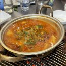 빌라뚤리 | 22.11 늦가을 제주 Day2 | 자매국수•D&amp;Department•솟솟리버스제주•돈사돈월정점•빌라뚤리