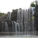 석류공원 인공폭포 이미지