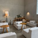 물푸레 북카페 | 수원 슬로칠보하우스 방문 후기 – 인테리어 예쁜 대형 베이커리 카페