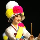 춤추는 사람 이미지