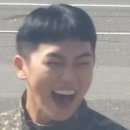 당연함 <b>언더</b>아머 허락되는 남자임... 근데 입대해서 <b>더</b>...