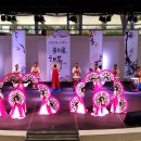 춤과 춤으로 만나다 이미지