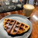 종로 광화문 곳온니플레이스 MOFAT(플랫화이트, 크로플 맛집)