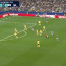 [일본 vs 스웨덴] 마에다 다이젠 선제골 ㄷㄷㄷㄷㄷㄷㄷㄷ.gif 이미지
