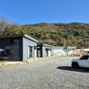 돌담과 초록 이미지