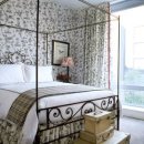 화이트 앤 블랙 이미지