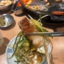 산청리56 솥뚜껑 생삼겹살 | 해운대 마린시티 맛집 탐방: 산청리56 솥뚜껑생삼겹살 방문후기