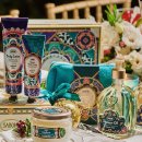 ✨ 2025 홀리데이 뷰티 특급 가이드! 샤넬, 디올, 갈색병(에스티로더)부터 랑콤 혜자 박스까지! 놓치면...