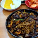 황금짜장 이미지