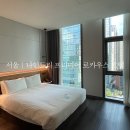 더치나인 앞 횡단보도 | 서울 숙소 | 나인트리 프리미어 로카우스 호텔 서울 용산 내돈내산 솔직후기(군인 할인 예약, 객실)