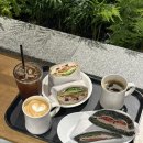 데니스델리