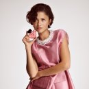 젠데이아 Prada Beauty's Paradoxe Sweet Chemistry Fragrance Campaign - July 2026 이미지