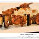 짭쪼름하고 달콤한 데리야끼닭꼬치와 마늘밥 이미지