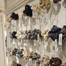 옷장애 | 성수 옷가게 소품샵 &#39;뉴뉴 성수점&#39; 가방 파우치 안경 가격 후기