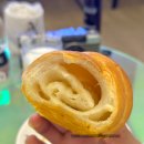 크로아 소금빵 이미지