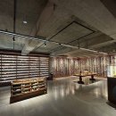 ＜기업소개＞춘고·춘여고의 사랑이 만든 공간...춘천 세계주류마켓 이미지