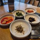 사랑축산 | 월성동 점심맛집 평일 9900원 주말 12000원 한라축산정육식당 육회비빔밥 후기