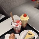 투썸플레이스 백운포점 2층