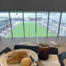 자갈치아지매 조각상 | 부산 남포동 영도 여자 혼자 여행 2탄 피아크카페 자갈치시장에서 혼술하기