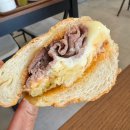 프랭클린스 델리 | 🥪분위기 좋은 연남동 브런치 맛집, '프랭클린스델리' (로스트비프 &amp; 패티멜트 후기)