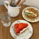 barimcake | 연남동 카페 :: 네시사분, 바림케이크 딸기 디저트 맛집 투어