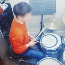 누구나 연주하는 드럼 이미지