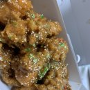 김순례닭강정송도마리나베이점 | 자담치킨 송도점 맵슐랭! 맵지않은듯 응꼬 불나게하는 맛 feat. 치요링치즈볼