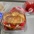 다시내보 | 파리바게트 베리밤 데니쉬 요거크림볼 크루이글 맛 비교 언박싱 후기