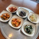 매력한우 기찬랜드 명품관 | 영암 매력한우 기찬랜드 명품관, 국물이 진하고 맛있는 갈비탕