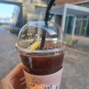 더달달한오후 | ​[하삼동커피 신메뉴] 샷 온 레몬티 후기! 상큼달달한 오후의 비타민 충전 🍋☕