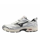 230005 | 나이키, 아디다스, 뉴발란스 말고 마이웨이 하고 싶다면 미즈노는 어떤데?