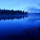 강가에아침 이미지