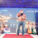 바닷가에서 이미지