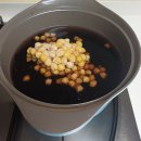 좀 귀찮아도 직접 만든 콩국물 만들어 고소함 두배 콩국수 입니다 이미지