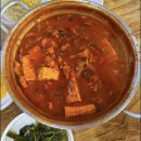 생생게임랜드 | [ 광주 금동 ] 타지에서도 찾아오는 광주 매운맛의 성지 ❝ 엄마네돼지찌개 ❞