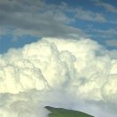 감탄사가 나오는 구름 이미지
