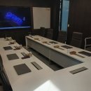 소회의실4 | 제주노트북렌탈의 소회의실 노트북 + 보조배터리 설치모습