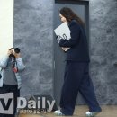 진신발 | 민희진 기자회견 신발 정보 그라운즈 주얼리 코쿤 메리제인 스니커즈 구매처