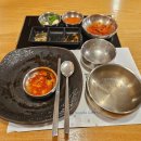 달인겉절이칼국수·보쌈