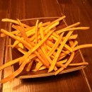 가온국수 | 한식 분위기 속에서 즐기는 고급진 안주와 공중부양 연어국수가있는 광주 상무지구 술집 가온 솔직후기