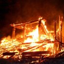 단풍 축제로 유명한 정읍 내장사 대웅전, 불타 사라졌다 이미지