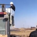 지게차 묶어 이주노동자 괴롭힌 사업장, 근로감독관 등 15명 투입 조사 이미지